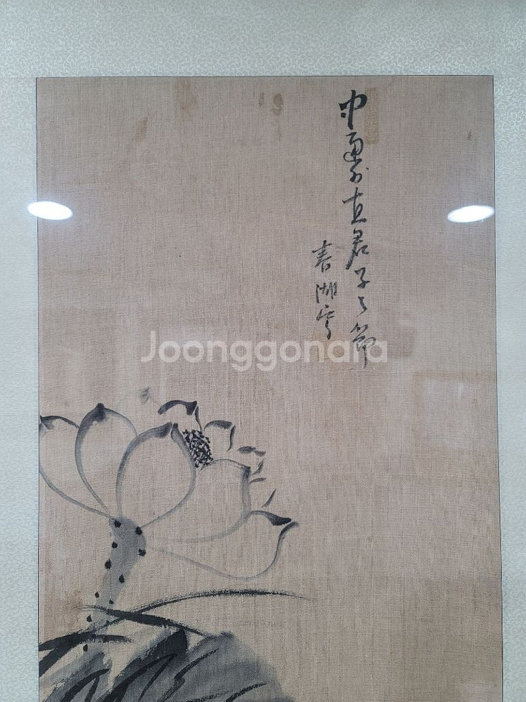 삼베에 그린 연꽃 고화 그링--5