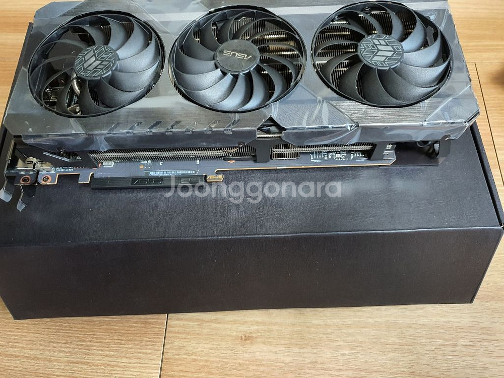 Asus Radeon Rx6800XT--0