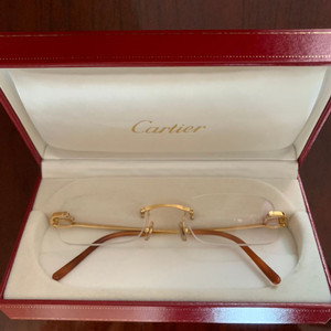 까르띠에 안경 (Cartier 더콰이엇 안경)