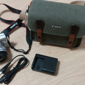 Canon eos m100 삼각대 128메모리 포함