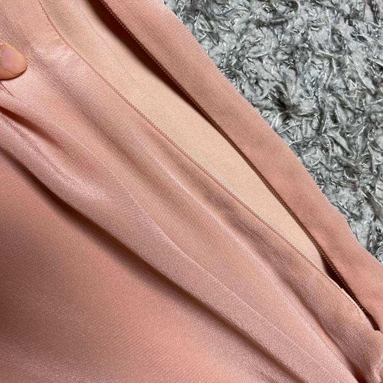 아떼 바네사브루노 실크 드레스 이미지