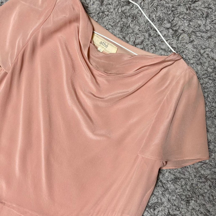 아떼 바네사브루노 실크 드레스 이미지