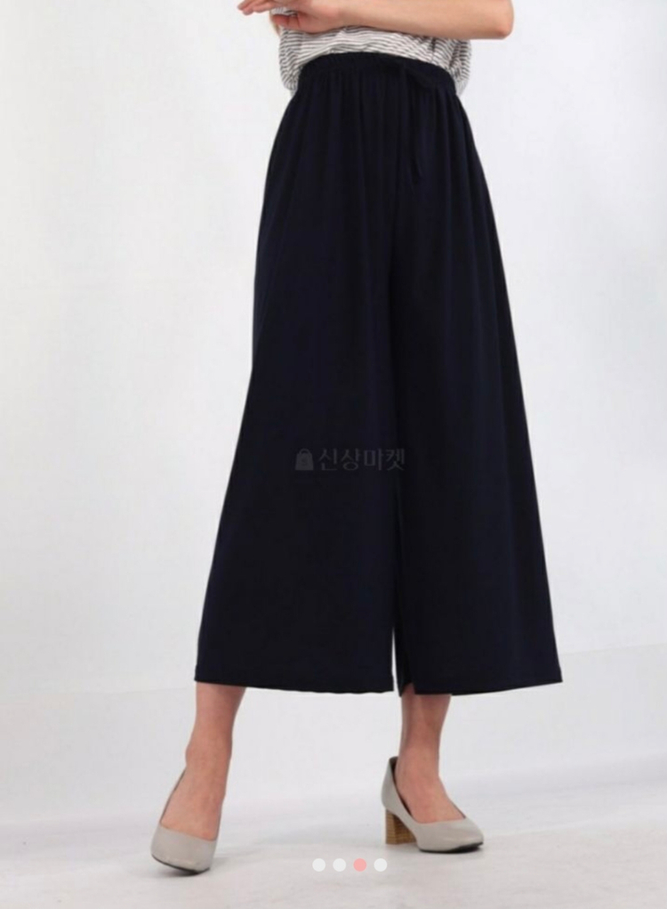 새상품 와이드 바지 밴딩 블랙 77--2