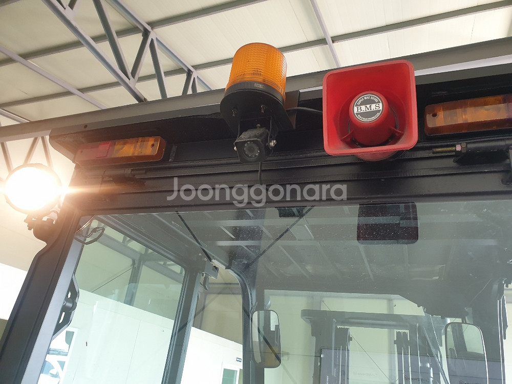 현대지게차전동2.5톤--4