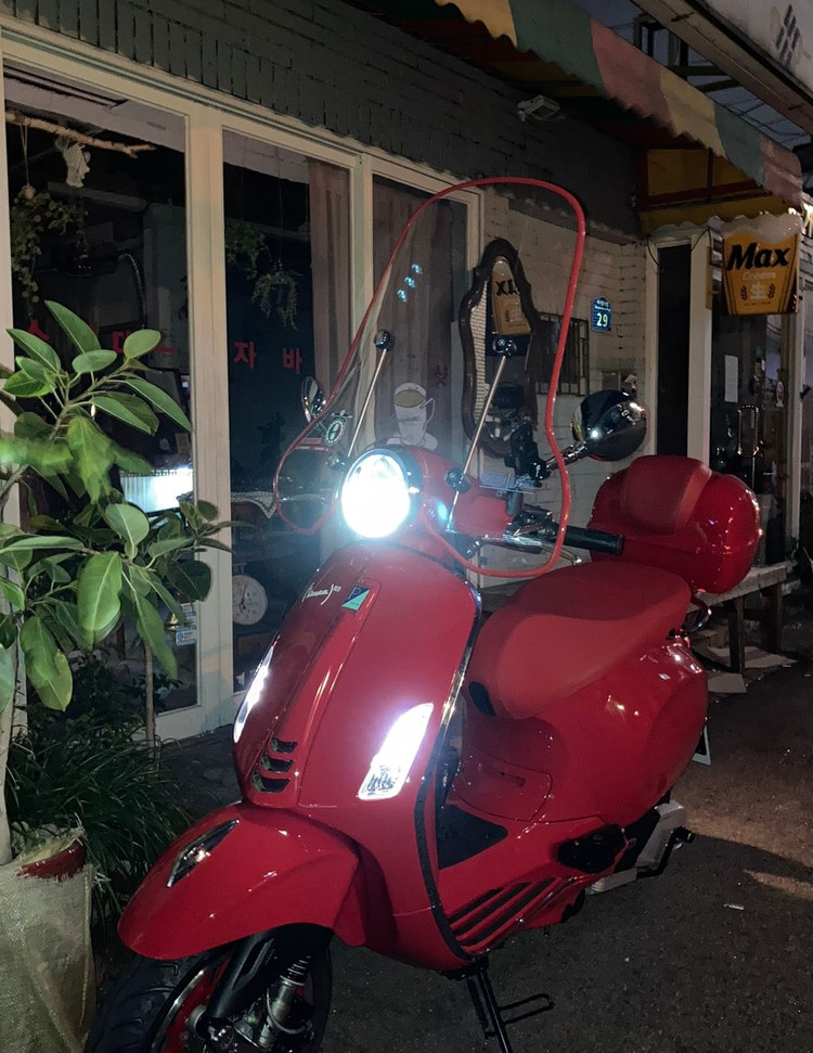 베스파125 프리마베라레드 한정판 판매합니다--1