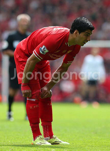 13-14 리버풀 홈 수아레스 유니폼--0