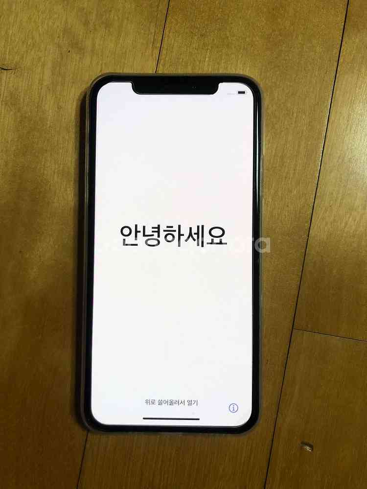 아이폰xs로즈골드256g팝니다--5