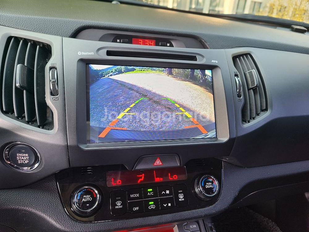 기아 스포티지 R 디젤 R2.0 2WD TLX 최고급형--8