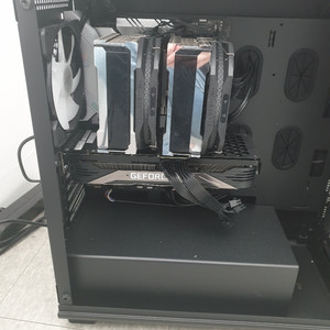 그래픽카드 이엠텍 RTX3070블랙에디션8G 팝니다