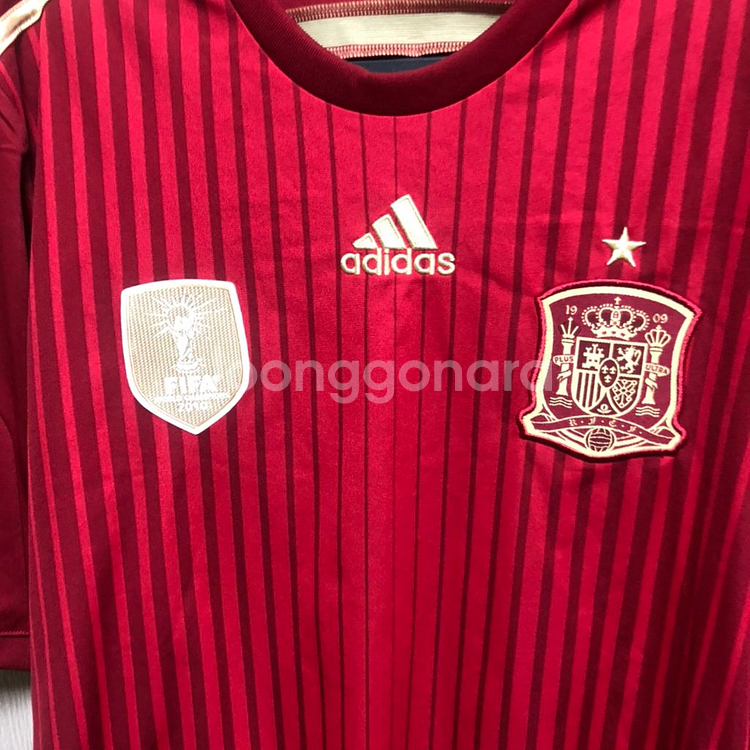 14-15 스페인 홈 유니폼--1
