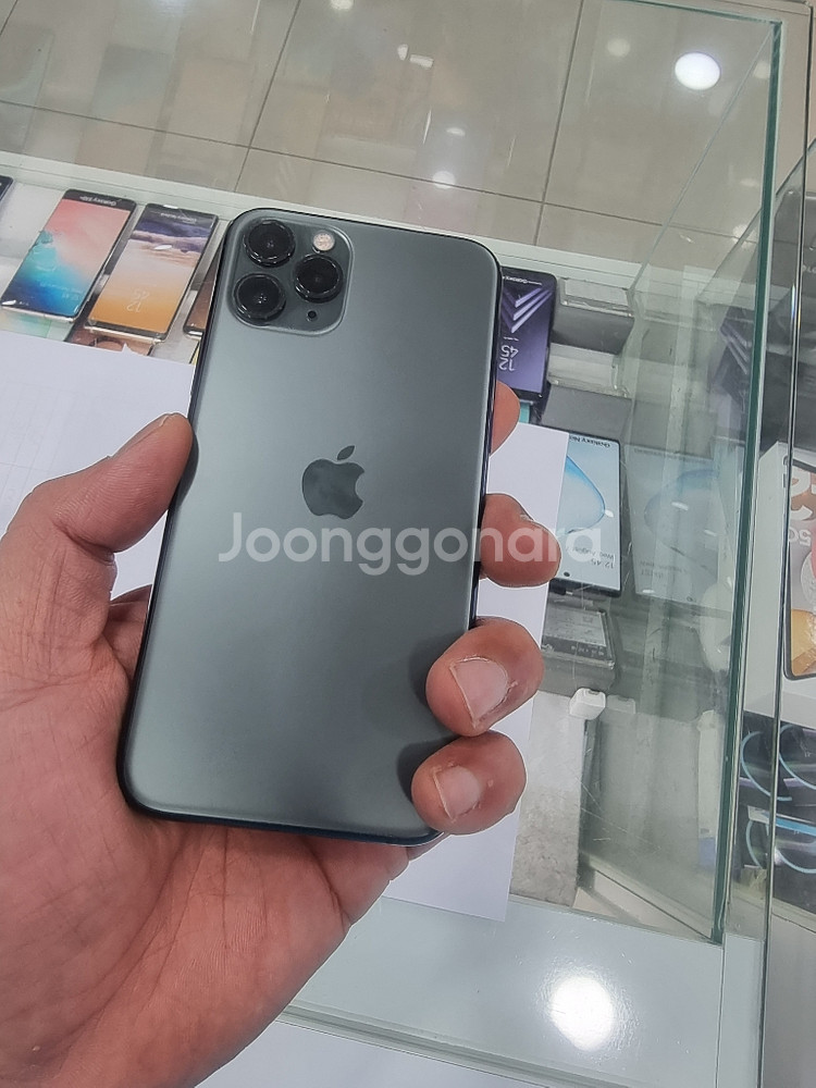 아이폰11프로 256G 그린 팝니다--1