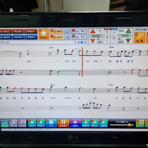 음악반주기판매 (노트북포함입니다)