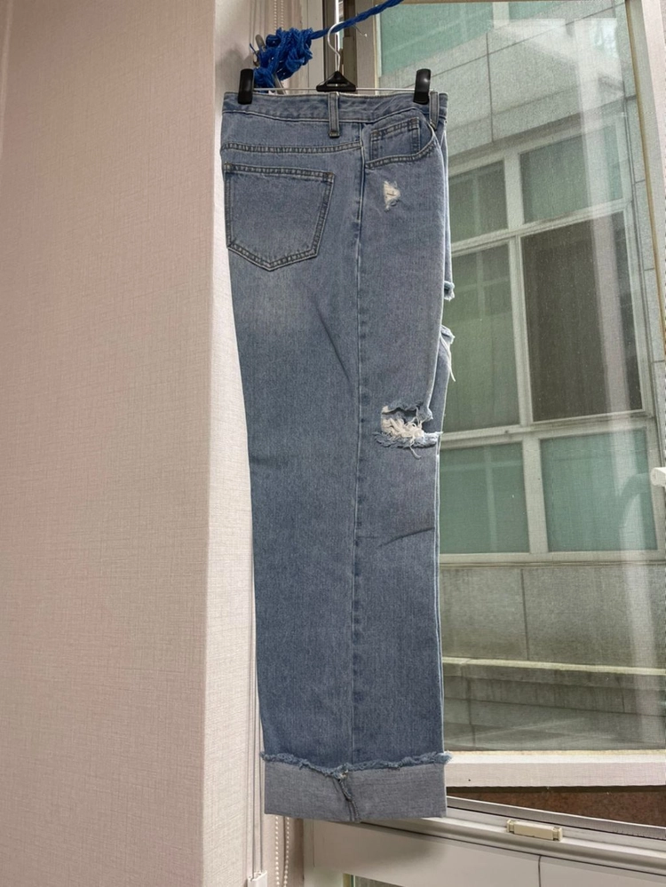 일자핏 청바지 이미지