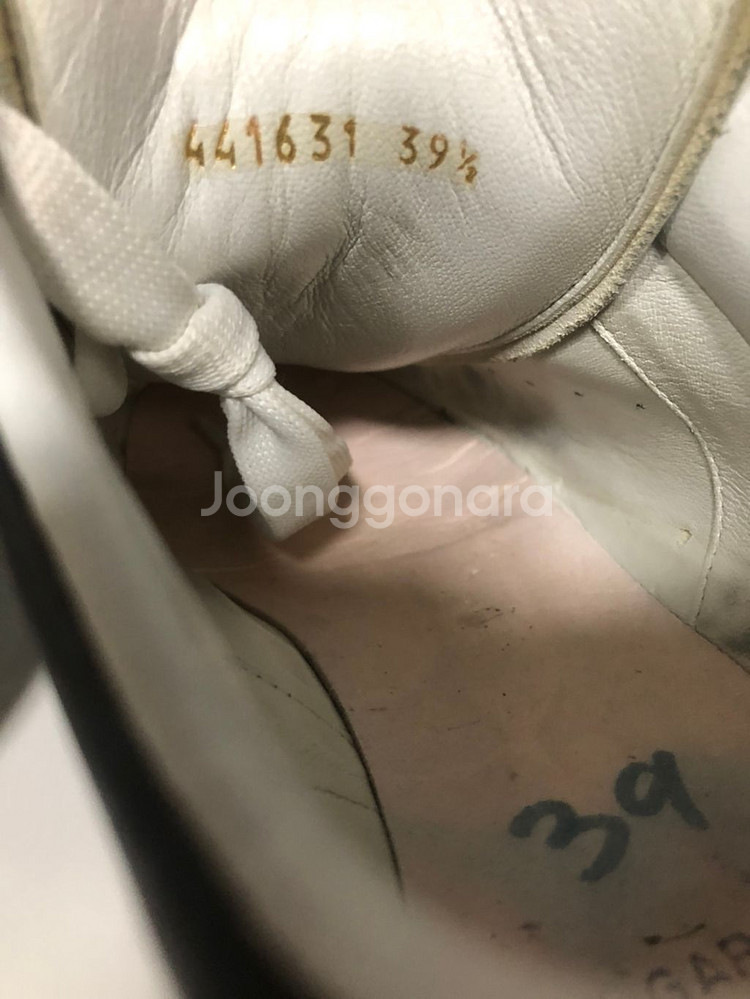 알렉산더맥퀸 오버솔 팝니다 255~260--6
