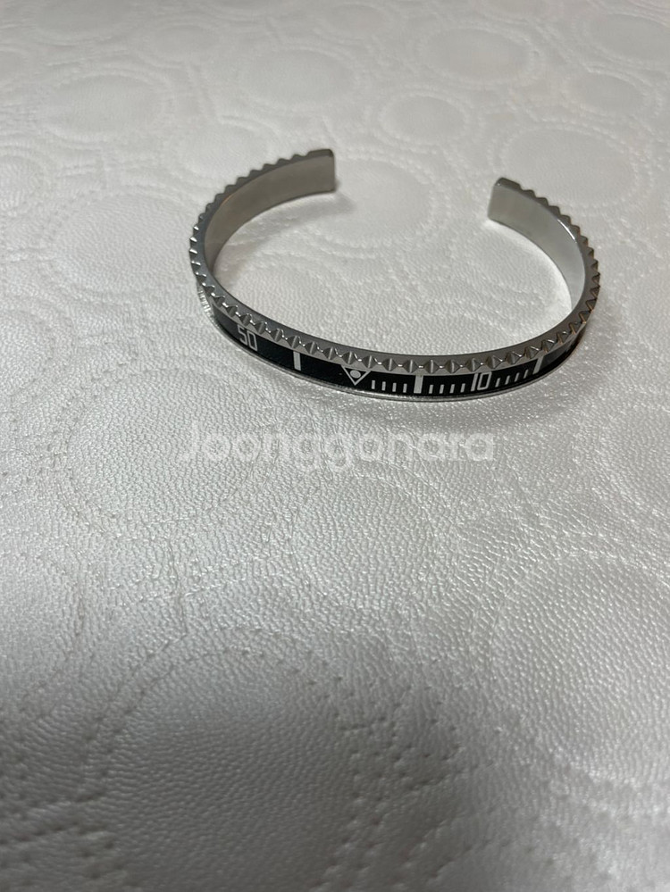 스피도미터 팔찌 팝니다--0