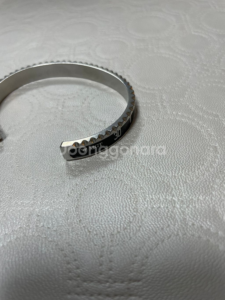 스피도미터 팔찌 팝니다--1