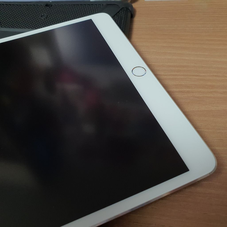 안전 아이패드 프로 10.5 풀셋 + 펜슬 + 케이스--3