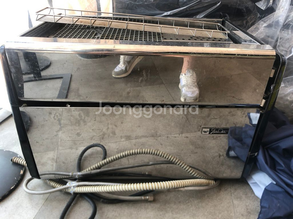 커피머신기 달라코르테 에볼루션 처분합니다. 직거래만가능--1