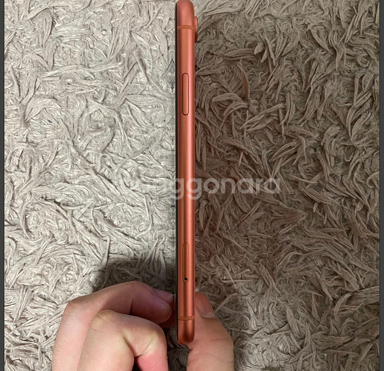 SKT)아이폰XR 코랄색상 판매합니다.64GB--4