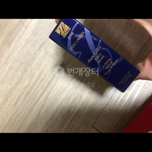 에스티로더 엔비 매트 556 택포!