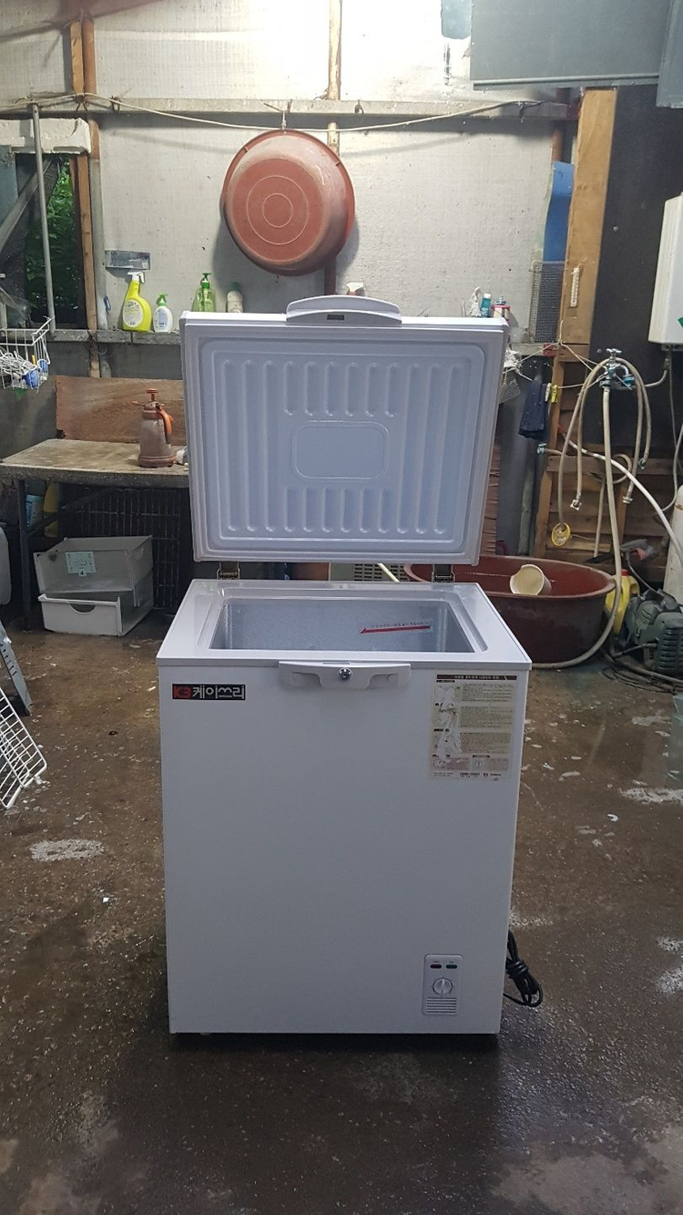 케이쓰리 냉동고120--1