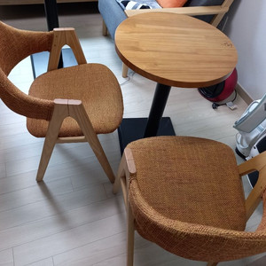 원형 원목 티테이블(평택 or 서울 역삼동)