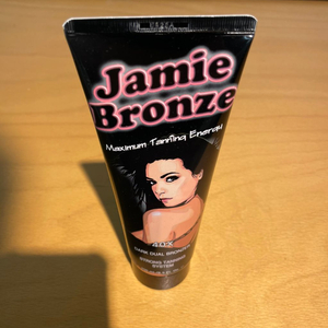제이미브론즈 태닝로션 팝니다.