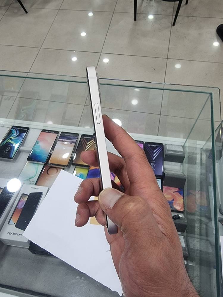 아이폰12 128G 화이트 정상해지 팝니다--1