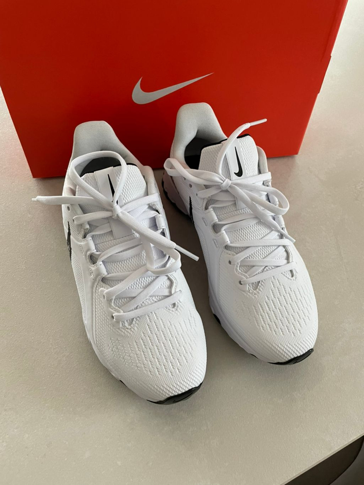 나이키리액트인피니티프로골프화--2