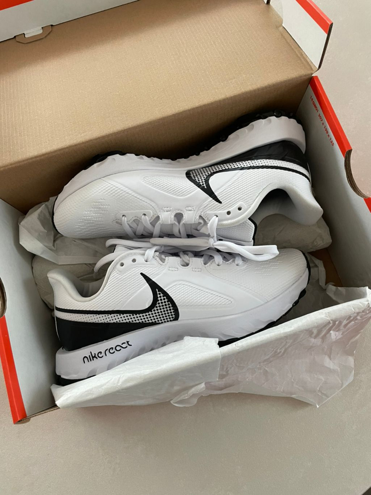 나이키리액트인피니티프로골프화--1