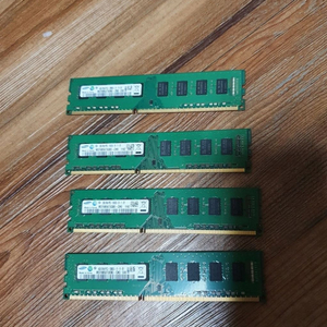 삼성 DDR3 4g 12800u 2개 + 2g 2개