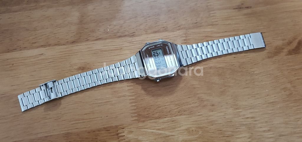 카시오 A168WEM-7 팝니다. (손석희 시계 실버)--1