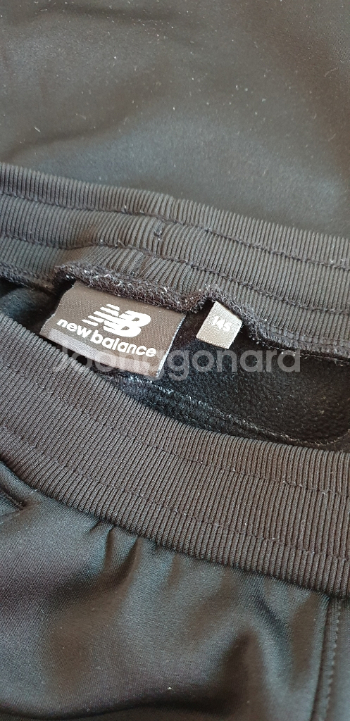 뉴발란스키즈 기모 트레이닝세트 145(초3,4) 택포--7