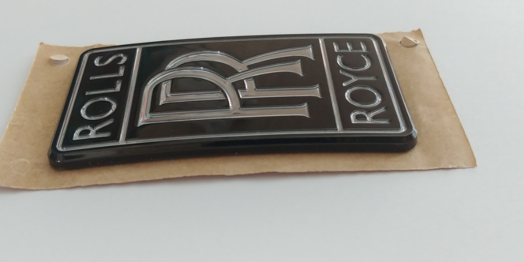 롤스로이스 블랙배지(Blackbadge)정품 엠블렘--2