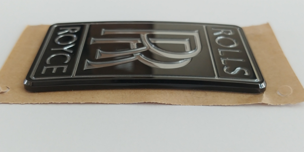 롤스로이스 블랙배지(Blackbadge)정품 엠블렘--1