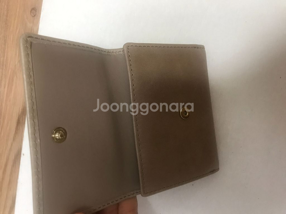 마시모두띠 누드베이지 염소 가죽 지갑 (새 상품)--5