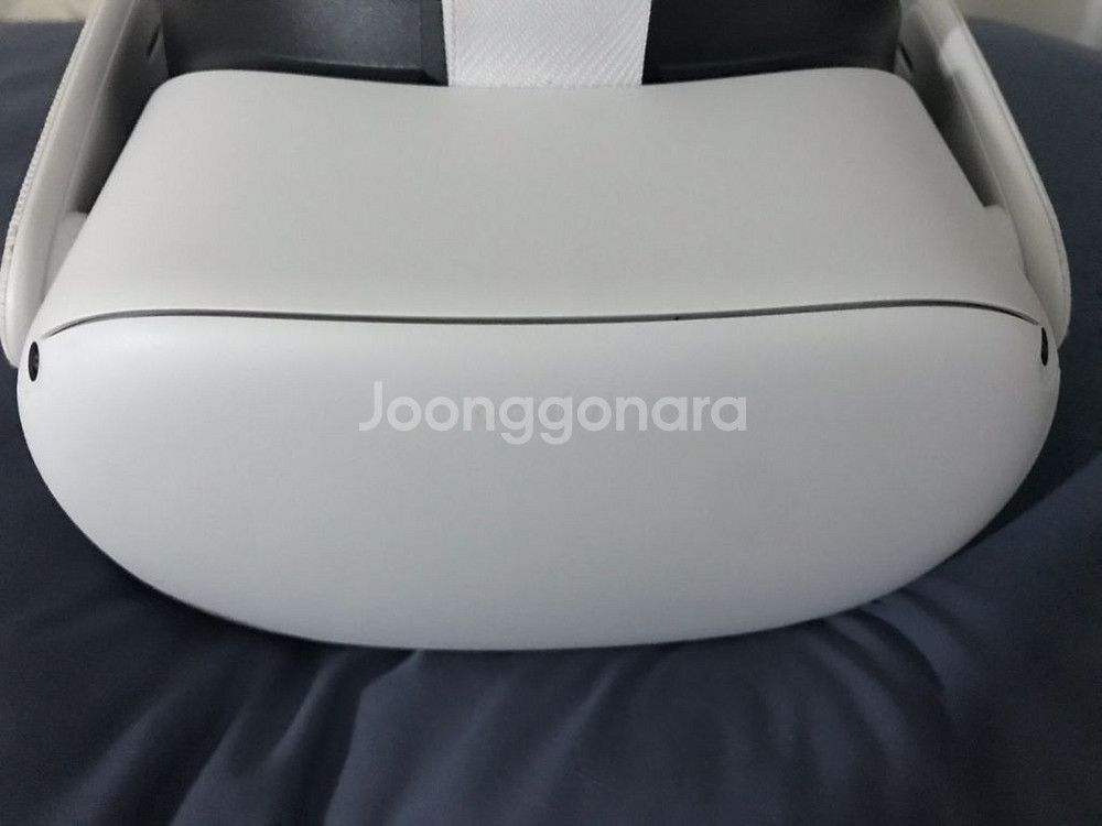 오큘러스 퀘스트2 64gb--1