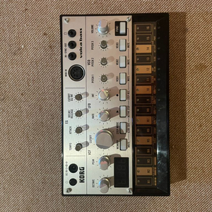 korg volca bass