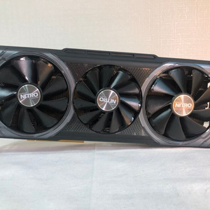 SAPPHIRE NITRO+RX VEGA 64