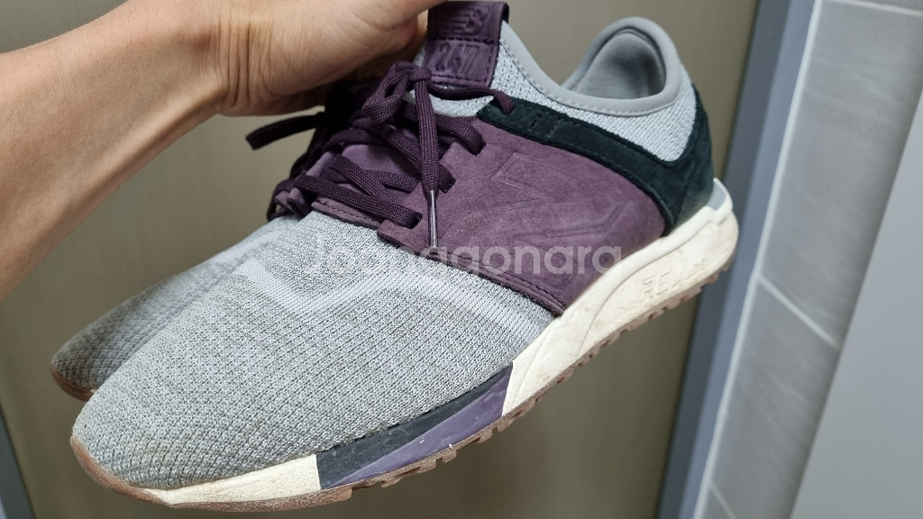 뉴발란스 247 리복 클라우드라이드5 265사이즈판매--2