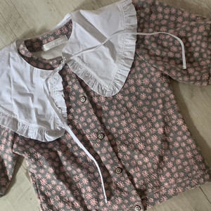 블라우스 (케이프 탈부착)