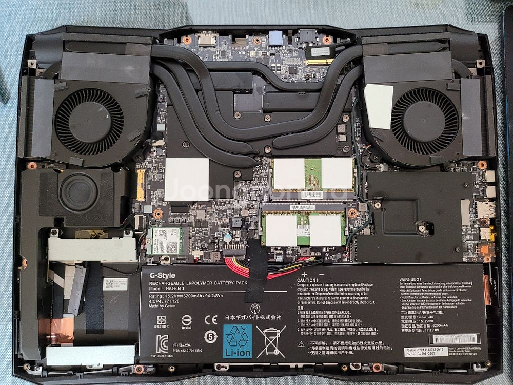 RTX2070 게이밍 노트북 팝니다.--1
