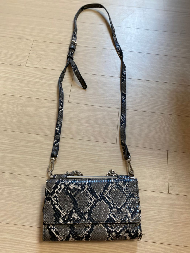 자라(Zara) 핸드백 이미지