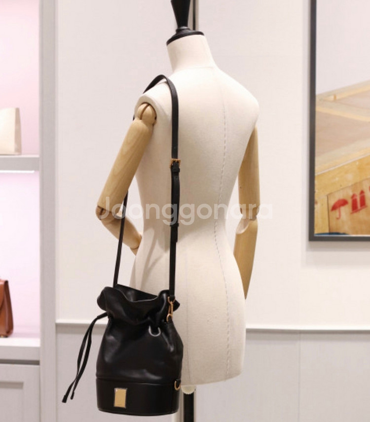 쿠론 미나볼드 크로스백 버킷백 복조리백 판매--2