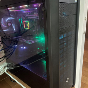 컴퓨터 본체rtx 2060+9600k/ 게이밍 모니터