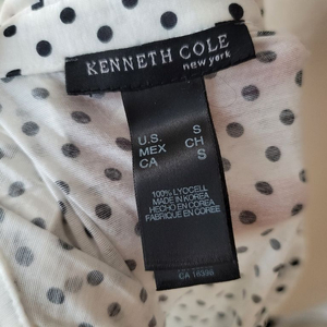 [새제품] Kenneth Cole 반팔티셔츠 사이즈 S