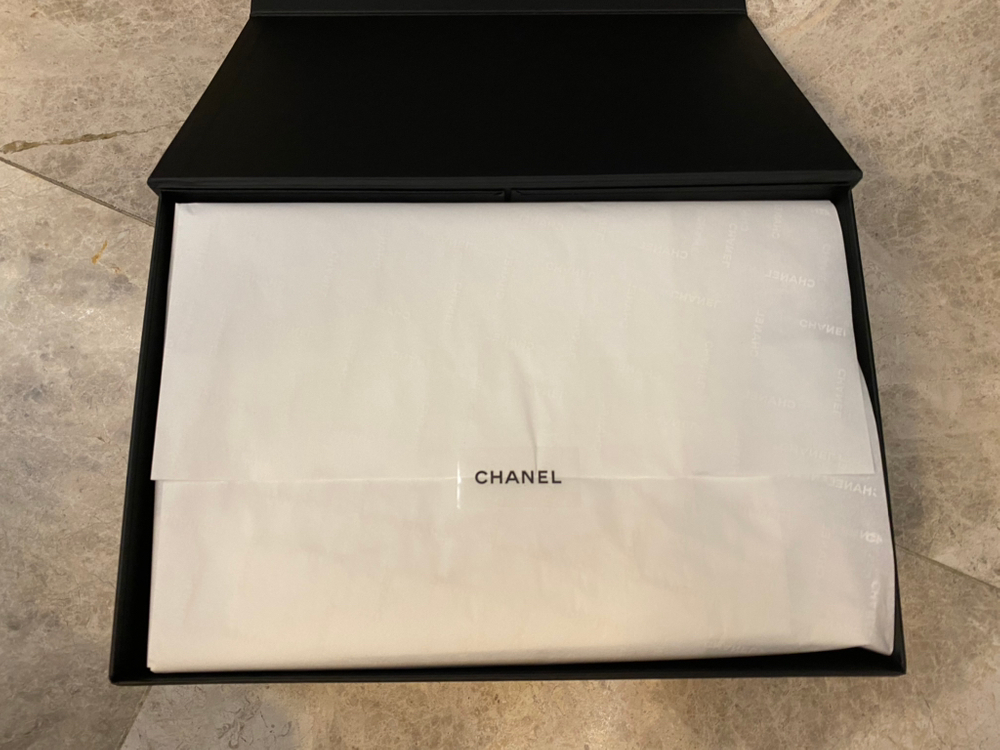 샤넬 보이백 미디움 캐비어 쉐브론 샴페인골드--6