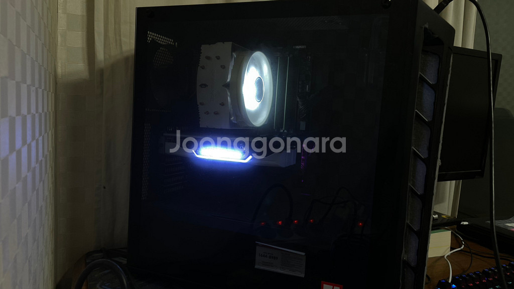 컴퓨터 본체 판매합니다--1
