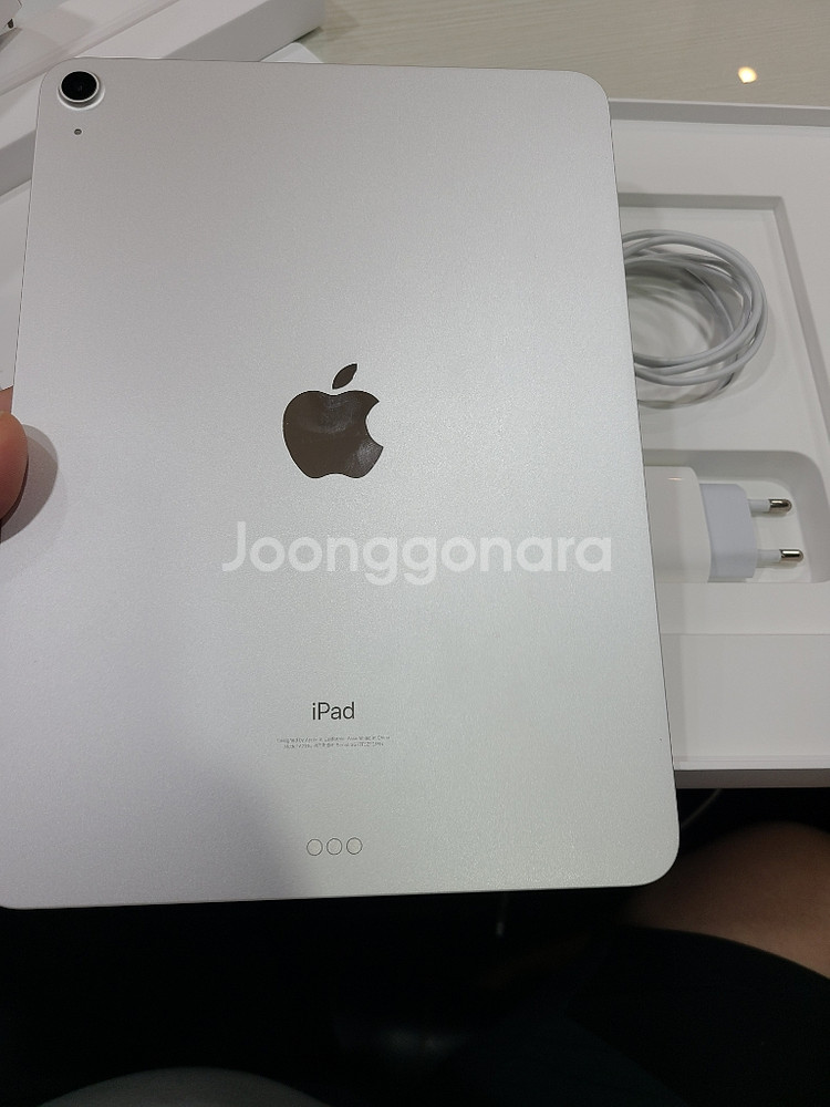 아이패드 에어4 64gb wifi 실버 + 펜슬2세대--2