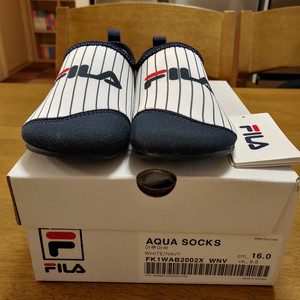 FILA 필라 아쿠아 삭스(슈즈) 160mm 팝니다